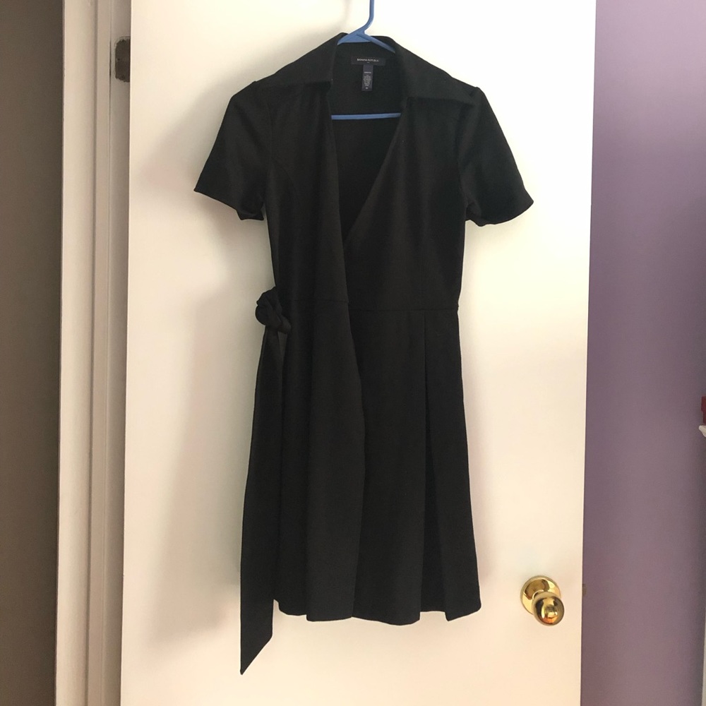 Banana Republic wrap dress with tie waist